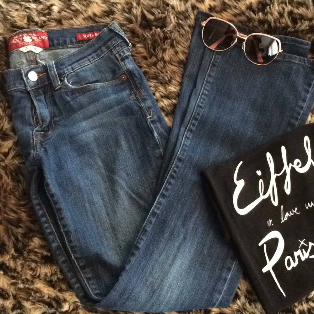 ❄️Lucky Brand Sofia boot cut jeans 2/26 long
